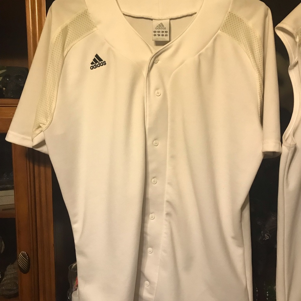 Never worn never washed brand new tags missing